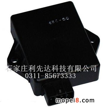 ����(y��ng)���R��Ħ��܇�c���� �R��˹��MAJESTY250 YP1