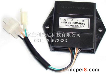 ����(y��ng)�ľĦ��܇�c���� GSX-R250 GJ72A