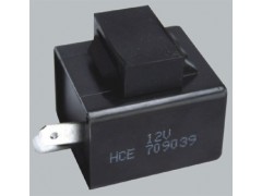 ���\����W����