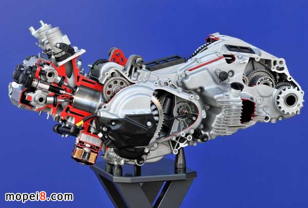 BMW̤��܇C650GT�l�әC���ʈD