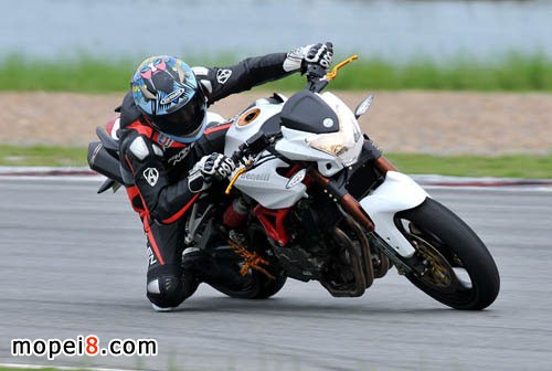 ؐ�{���S��BJ600GSĦ��܇