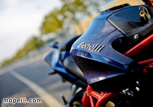 錢江貝納利黃龍600