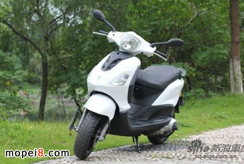 宗申比亞喬踏板Fly125