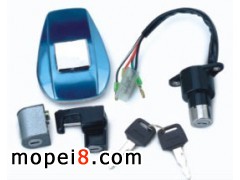 �����i��Ħ��܇���i