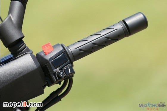 2014�_�����KYMCO MYROAD 700I