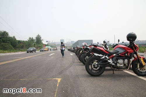 貝納利Benelli摩托車重慶周年慶活動(dòng)圓滿落幕