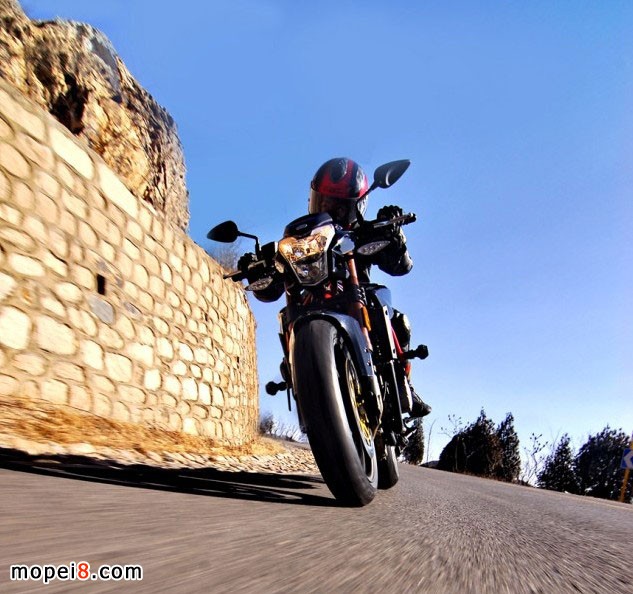 �X��Ħ��܇ؐ�{���S��BJ600GS