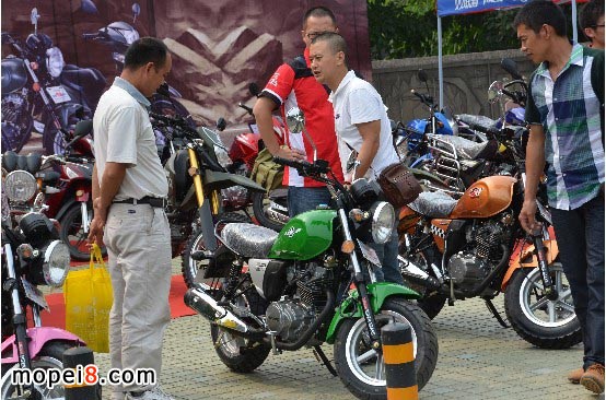 �Ĵ��ֹ�˾�N�۽������x��������սo���N�������ƽ��y�mini