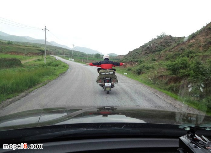 �y�MINIĦ��܇YG150-22Ħ��һ·��