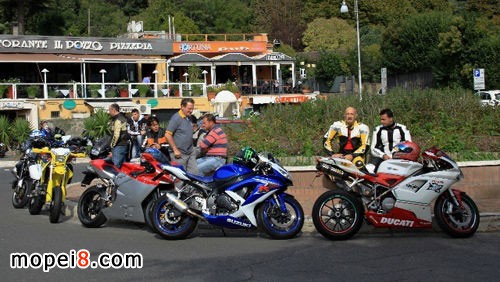 �W����Ħ��܇�Ԃ��ľ�ٵ�