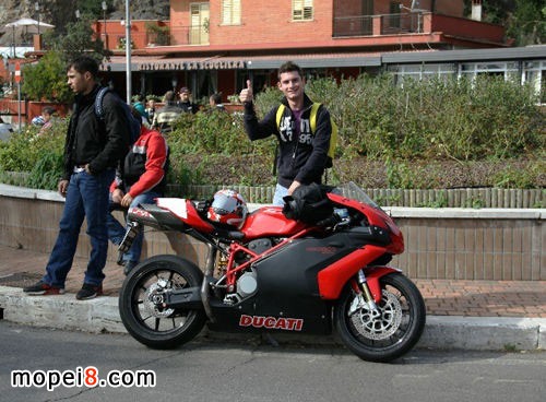 �W����Ħ��܇�Ԃ��ľ�ٵ�