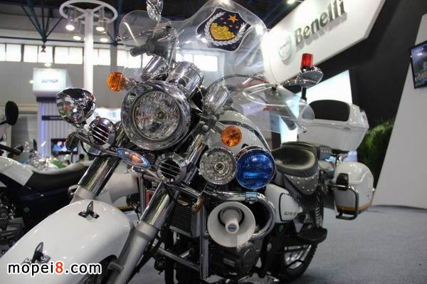 �X���S������Ħ��܇