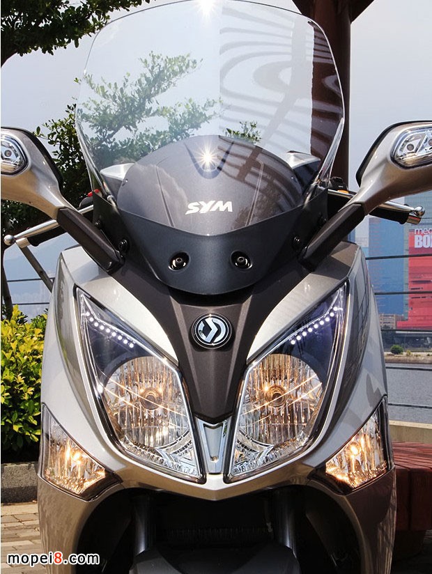 SYM GTS 300iĦ��܇