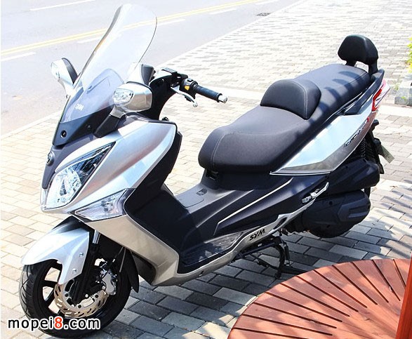 SYM GTS 300iĦ��܇