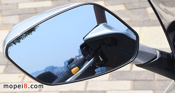 SYM GTS 300iĦ��܇��ҕ�R