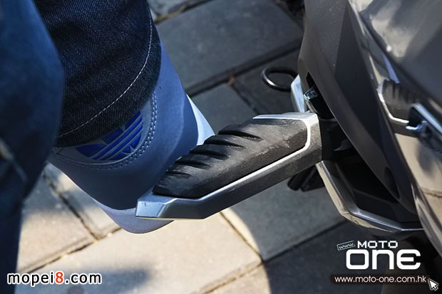 SYM GTS 300iĦ��܇�_̤