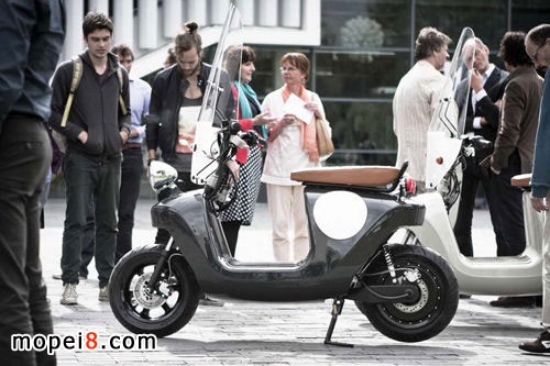 生物復合材料電動小踏板Van.Eko Be.e