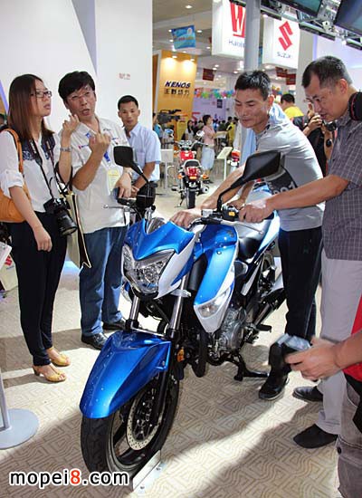 ���L(zh��ng)��Ħ��܇�����P�Y250cc����