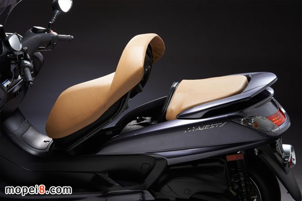 2013Majesty 400���������R��Ħ��܇