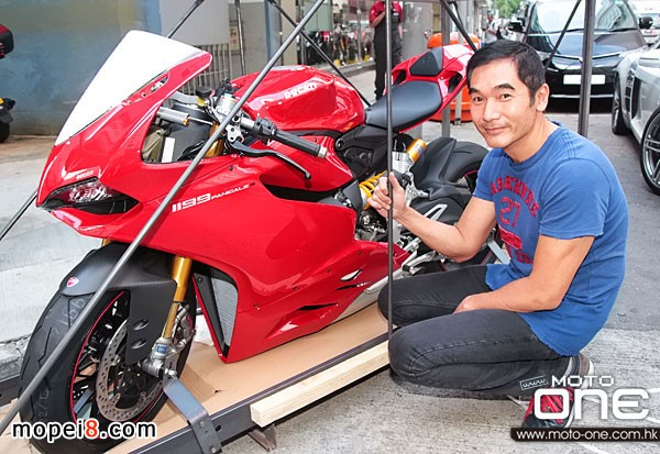 方中信DUCATI Panigale1199S ABS開箱記