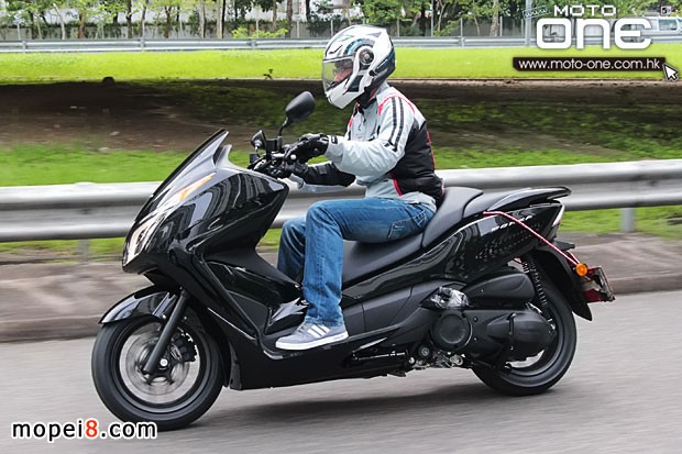 2013Honda Forza300Ħ��܇ԇ�{