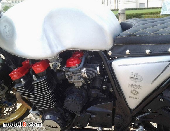 YAMAHA XJR1300Ħ��܇