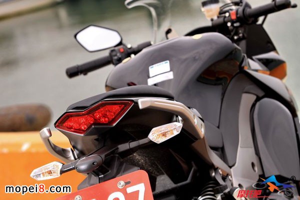 Kawasaki Ninja1000Ħ��܇ԇ�{