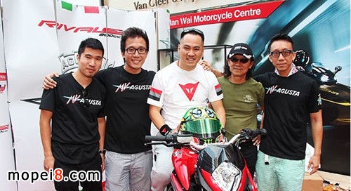 ��λMV AGUSTA Rivale 800��܇��