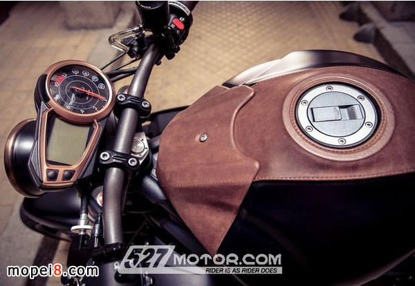 Ħ��܇���b�͹��c�F��Ԫ����Y��