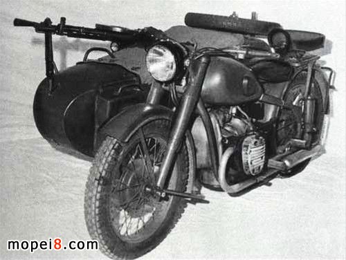 蘇聯(lián)的M72摩托車