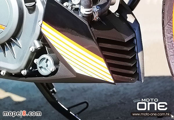 Ħ��܇ԇ�{2014KTM DUKE390