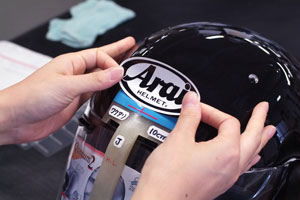 �ձ�AraiĦ��܇�^��Ʒ��