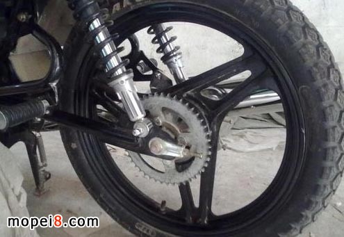 摩托車鏈條的安裝與潤滑