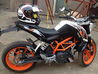 KTM 390 dukeԇ�{ --�r(sh��)�̳�M(m��n)��(zh��n)����
