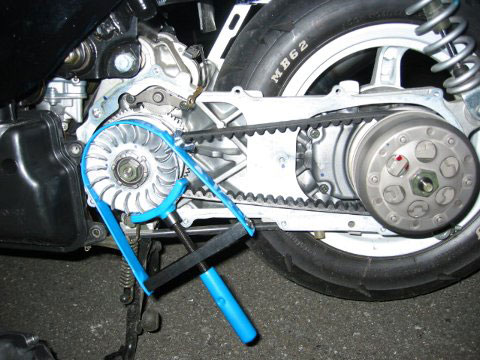 ������İ��b