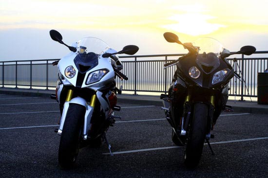 ���RS1000RR 14��VS11��