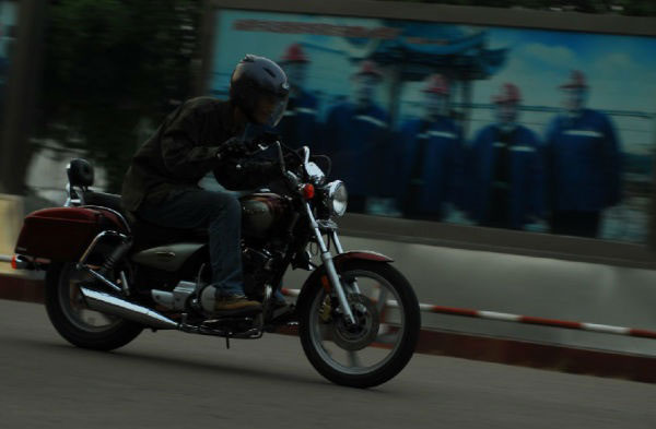 2000款雅馬哈ZY125