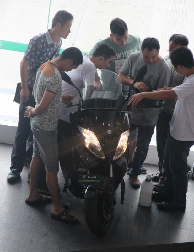 模擬對大排機車的檢測檢修