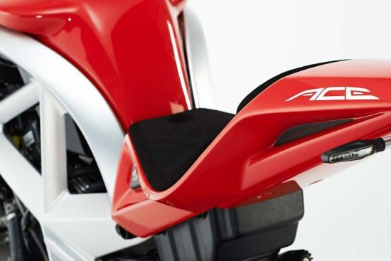 英國賽車豪門Ariel發(fā)布定制化摩托車ACE