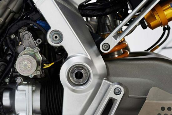 英國賽車豪門Ariel發(fā)布定制化摩托車ACE