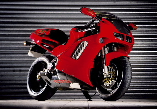 �E�A�����l�әC������NR750