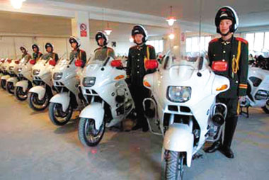 2003���eĦ���o�l�