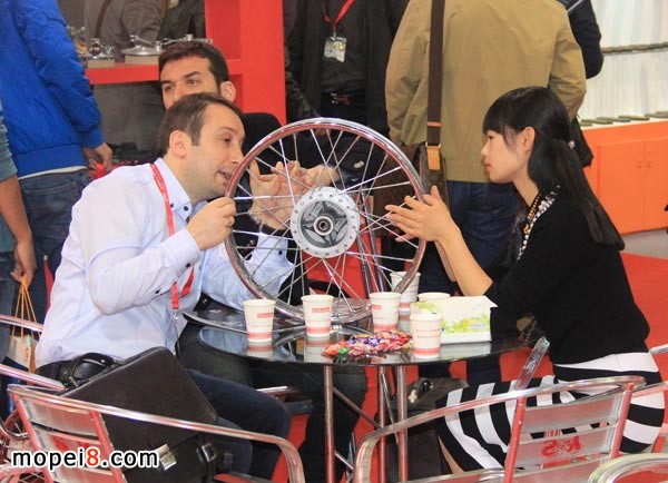 2014�＾ȫ��Ħ��܇���չ��