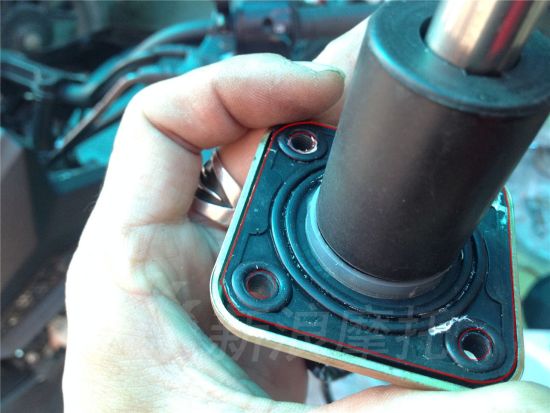 黃龍600油路滲漏問(wèn)題的維修