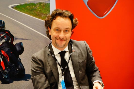 �ſ���Ħ��܇�Ј��N�ۿ��OAndrea Buzzoni����