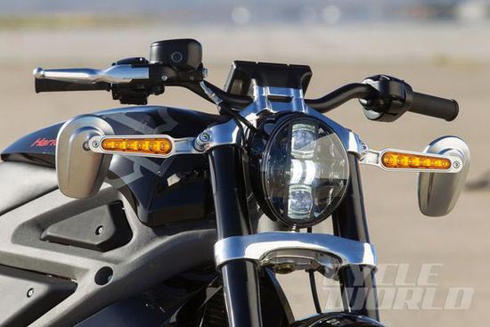 ����늄�(d��ng)Ħ��܇LiveWire