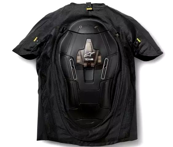 寶馬推出首款自帶氣囊的摩托車騎行服