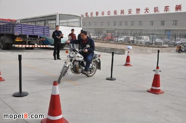 Ħ��܇�{�յĿ�ȡ���E���M(f��i)��