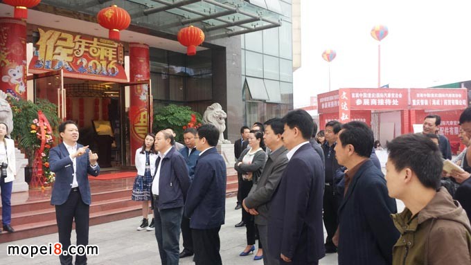 �Ї����ؑc�����H��Ħ�QǢ��