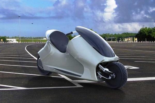 摔不倒的自平衡摩托車將上市